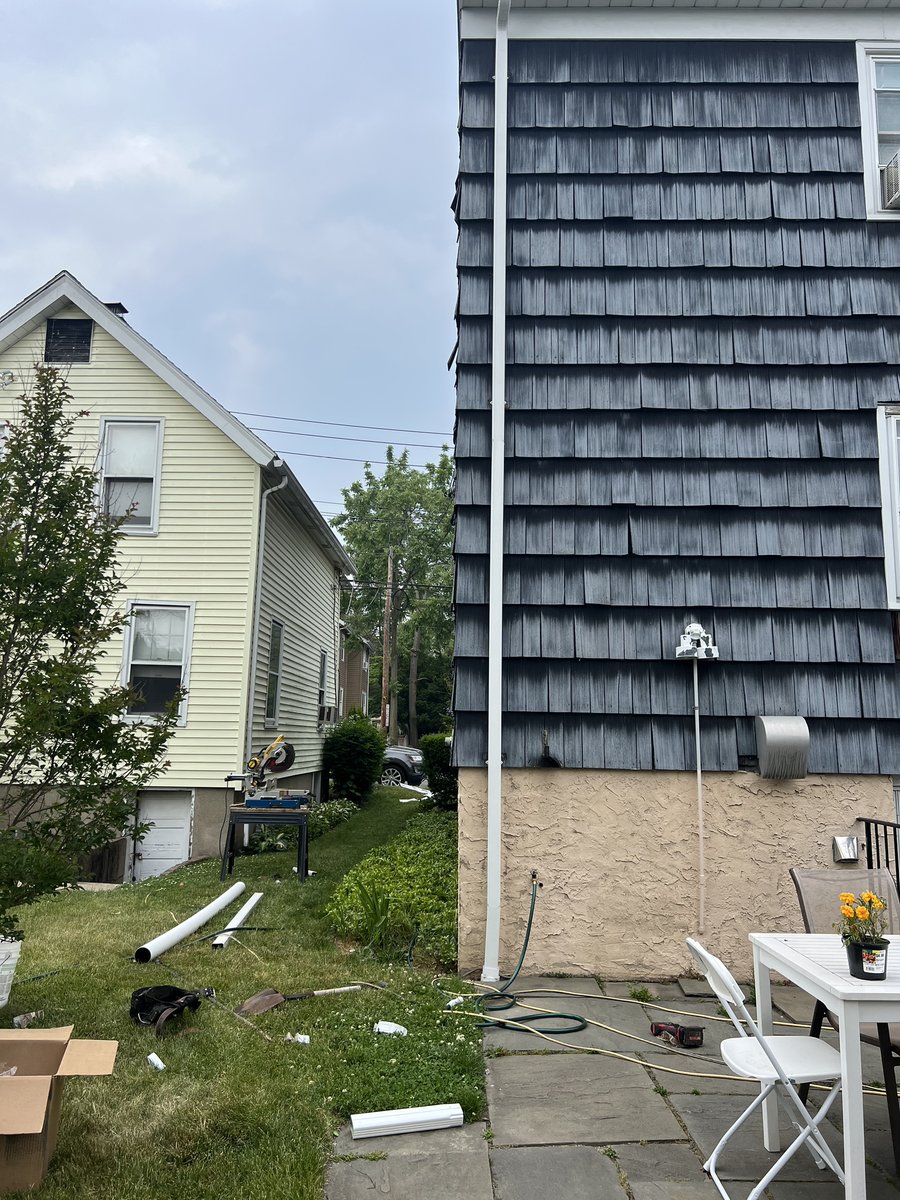 handyable's tweet photo. New Downspouts Installed 

Give us a call at (914)837-5404

Or visit our social medias or website https://t.co/oGXsuTQ2eb 

Free quotes https://t.co/kxymxfI420