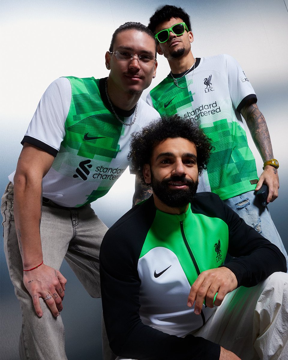 AnythingLFC_'s tweet photo. Which Liverpool Shirt Is Your Favorite❓

RT - Liverpool Home
Like - Liverpool Away

👉 https://t.co/iSMFTgrJwP https://t.co/9BkvHhht3u