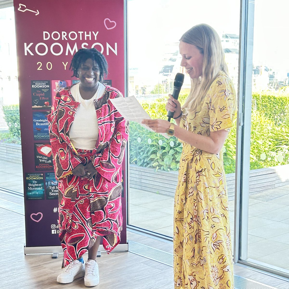 ed_pr's tweet photo. We had an incredible time last night celebrating @DorothyKoomson - a brilliant author who has kept readers gripped for two decades📚
The special 20th Anniversary edition of Dorothy's first book #TheCupidEffect is out today💞 https://t.co/XvL9PuC3ls