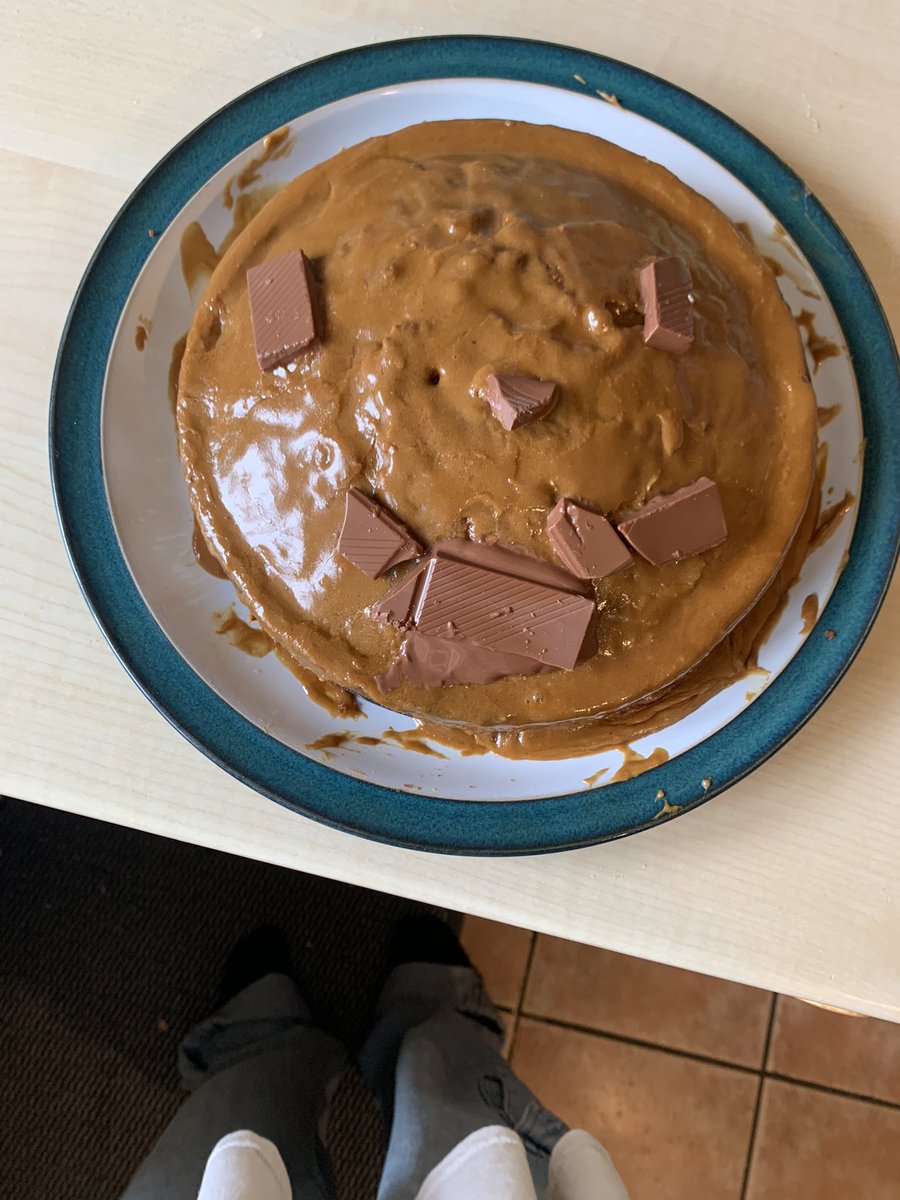 nottadmack's tweet photo. i such good baker https://t.co/XWM7Dw42oE
