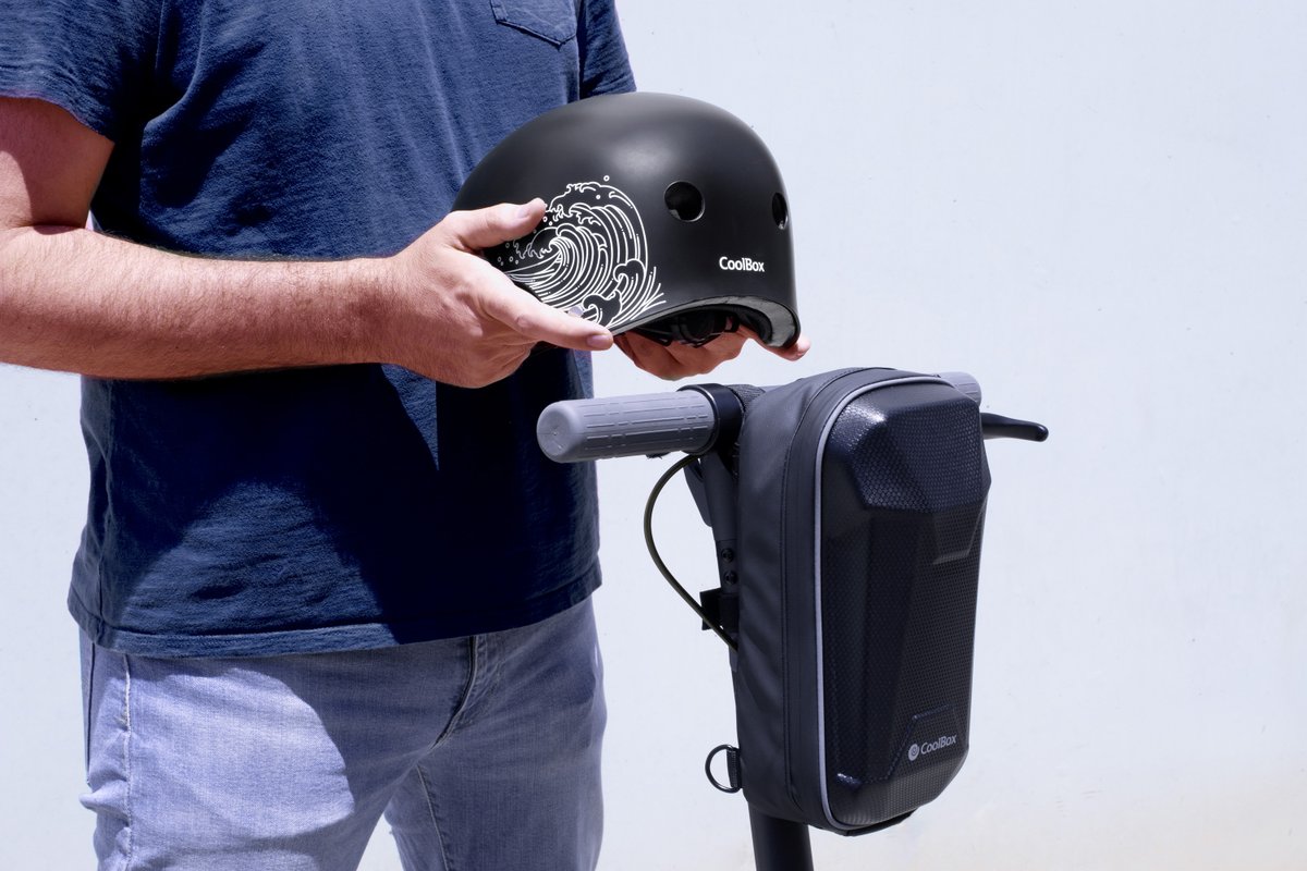CoolBox_es's tweet image. ¡Qué nada te pare! Lanzamos nueva línea de movilidad con accesorios diseñados exclusivamente para desplazamientos en patín, bici o scooter.  
coolbox.es/categoria-prod…
#movilidad #sostenible #cascos #patinete #patín #patineteeléctrico #bolsaimpermeable #bolsa #transporte #bici