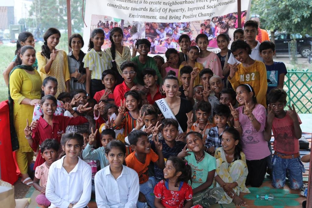 Glad to welcome Faron's mother Lynlee Anderson Medhi,who is also her mentor in many ways. Lynlee encouraged <a href="/CSCIndia_org/">Centre for Social Change</a> children to chant “I’m Confident”, a tag-line which inspired Faron to illustrate a book on ABC of #Leadership and interacted with more than 5k youth in USA.