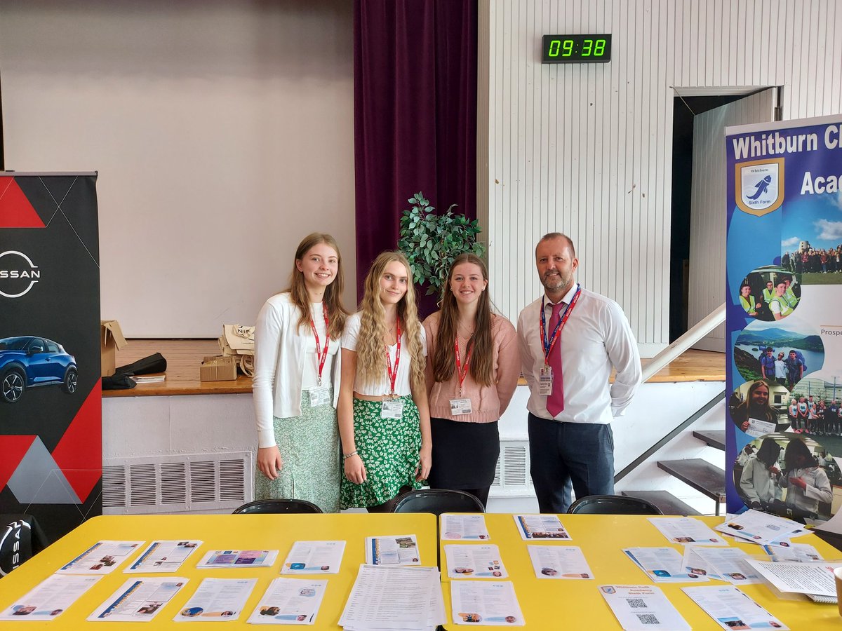 Good morning spent at Monkwearmouth Academy Careers Fayre talking to Year 9 & 10 students on their future pathways and what @WhitSixthForm can offer them. Thanks to our past Monkwearmouth students Lucy, Katie and Libby for their help 👍