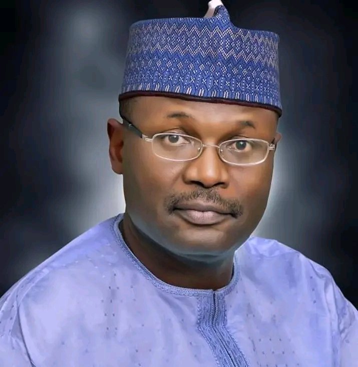 Number one reason why Tinubu cannot arrest INEC Chairman Mahmood Yakubu is because he manipulated the election in His favor. Obidients if you agree with me Like and Retweet....