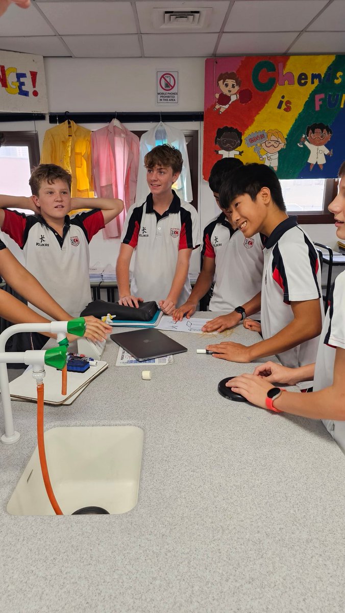 DC Chemistry tweet media