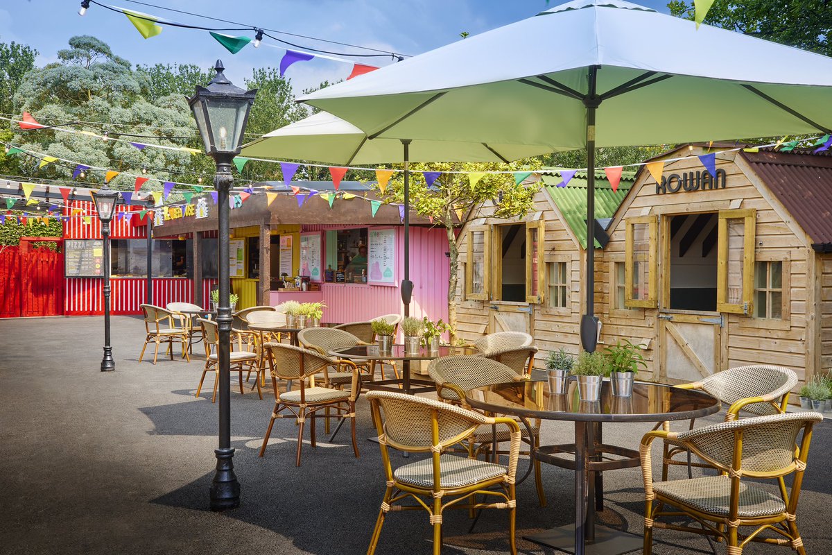 🌳 Where better to enjoy al fresco dining than at The Treehouse.  We have everything from pizzas, burgers, salads, farmhand coffee, ice cream, beer and cocktails and more.  

#TwitterThursday #OriginalIrishHotels
@OriginalIrishHt