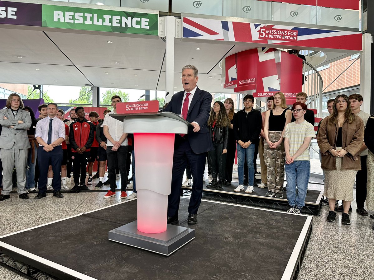 StephenMorganMP's tweet photo. Whatever the obstacles to opportunity, wherever the barriers to hope, the next Labour Government will tear them down. We’ll ensure every child leaves school with core knowledge as well as the digital, oracy and life skills they need to thrive https://t.co/713JbG7HDJ