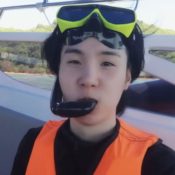 hourIysuga's tweet photo. 🥺 https://t.co/wvvRQhaziw