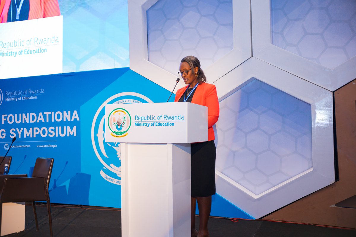 Rwanda_Edu's tweet image. Symposium participants will also benefit from panels comprising development partners, head  teachers, teachers, parents, and students who will share their teaching and learning experiences and  provide recommendations. 
#AccelerateLearning
#InvestInPeople