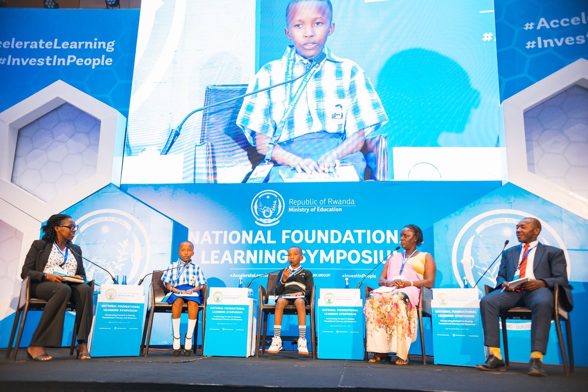 Rwanda_Edu's tweet image. Symposium participants will also benefit from panels comprising development partners, head  teachers, teachers, parents, and students who will share their teaching and learning experiences and  provide recommendations. 
#AccelerateLearning
#InvestInPeople