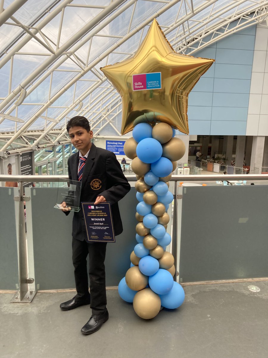 Well done Junaid, learner of the year in the CTE transport, distribution and logistics awards. A special thanks to Melrose Interiors for their help creating the Graffiti Rug.