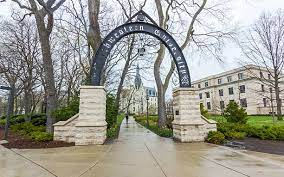 PekalaLaw's tweet photo. today in #CRE:
In Evanston landlords fill their buildings, many with Northwestern Univ students/staff.
TLC’s new bldg named 'The Scholar' is 100% occupied. Avg unit rents for $2,791 month.
#LocationLocation #RealEstate #StudentLoanForgiveness #Thursday
https://t.co/UNAa3cosPP https://t.co/Vp2ka5pO7Z