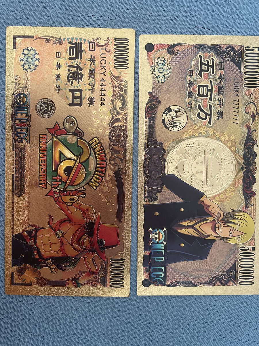 ymbl94's tweet photo. @_onerolita Billetes de one piece. https://t.co/2maQh6khu9