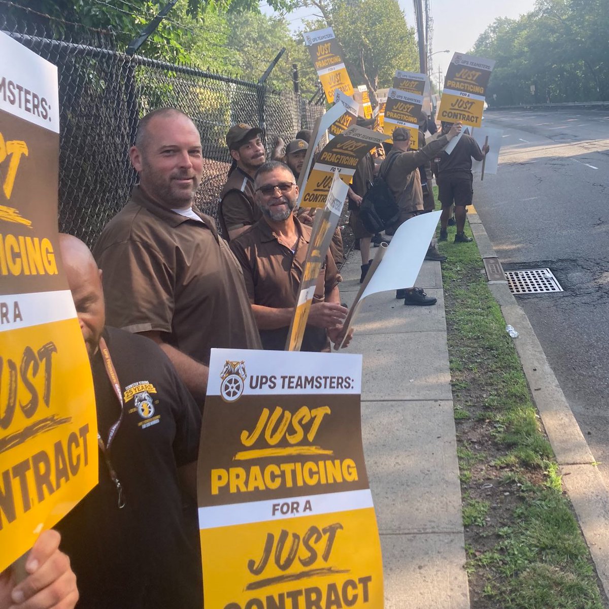 Teamsters tweet media