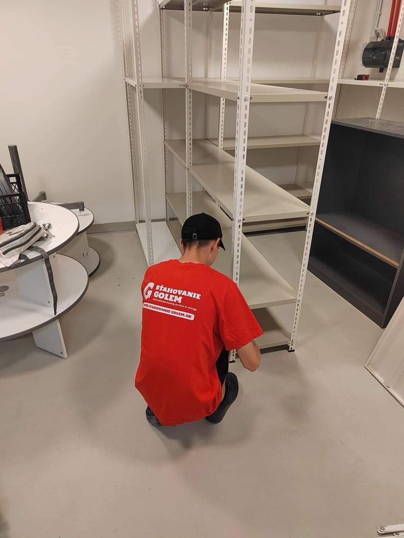 Sťahovanie GOLEM - moving services & storage tweet media