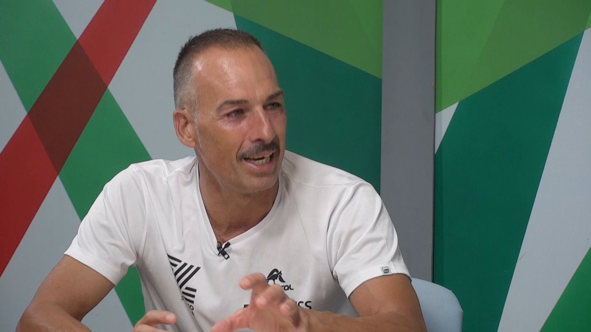telepobla's tweet photo. Esta setmana en el programa EN JOC coneixem de prop el món del triatló 🏊‍♀️🚴amb Carlos Giner, que recentment ha participat en el triatló de Zarautz.

Pots tornar a vore el programa en qualsevol moment en este enllaç:  https://t.co/XJ8cFLXpZu https://t.co/iwK2IvgWuF