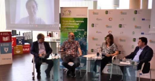 XarxaFP_SG's tweet photo. 🚨 Today @bermejosol presents our 🇪🇺 #Eramus project #WaterChallengeVetLab in the docentum conference organized by @_EscueladelAgua. Innovation, internationalisation & challenges in #VET https://t.co/DDnH7BQynD