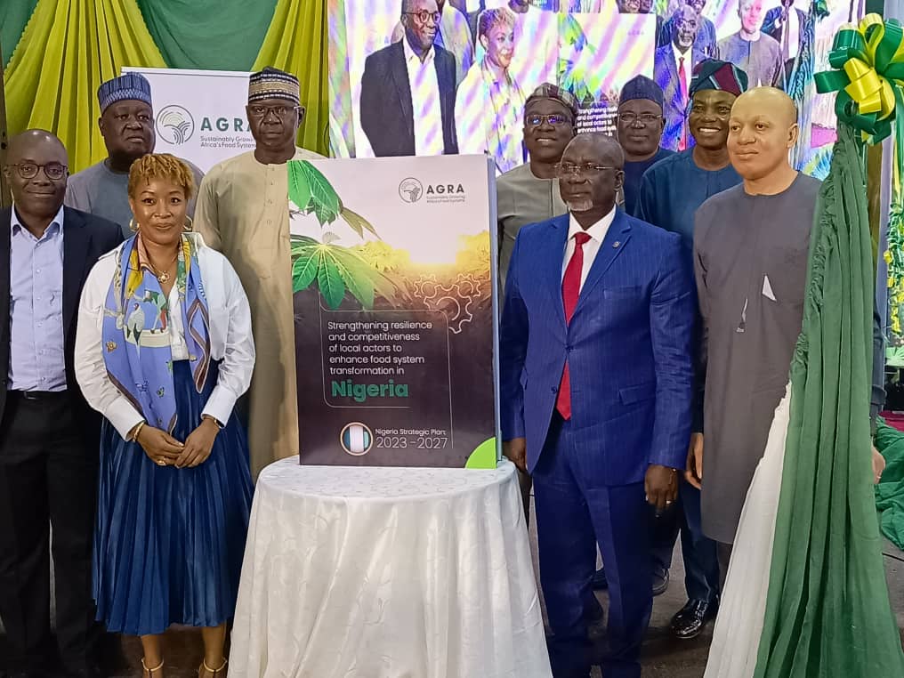 It's official! #AGRAinNigeria Country Strategy officially unveiled.  Together, let's unlock Nigeria's agricultural potential #AGRA #NigeriaFoodSystem #AgriculturalTransformation <a href="/Ada_Osakwe/">Ada Osakwe</a> <a href="/Apollos77/">Apollos Nwafor</a> <a href="/kmakinde1/">Dr. Kehinde Makinde</a> <a href="/USAIDNigeria/">USAID/Nigeria</a> <a href="/JessieKjones/">Jessie Lafourcade</a> <a href="/Agnes_Kalibata/">Agnes M. Kalibata</a> <a href="/followlasg/">The Lagos State Govt</a> <a href="/HMFmardng/">Hon. Minister of Agriculture and Rural Development</a>