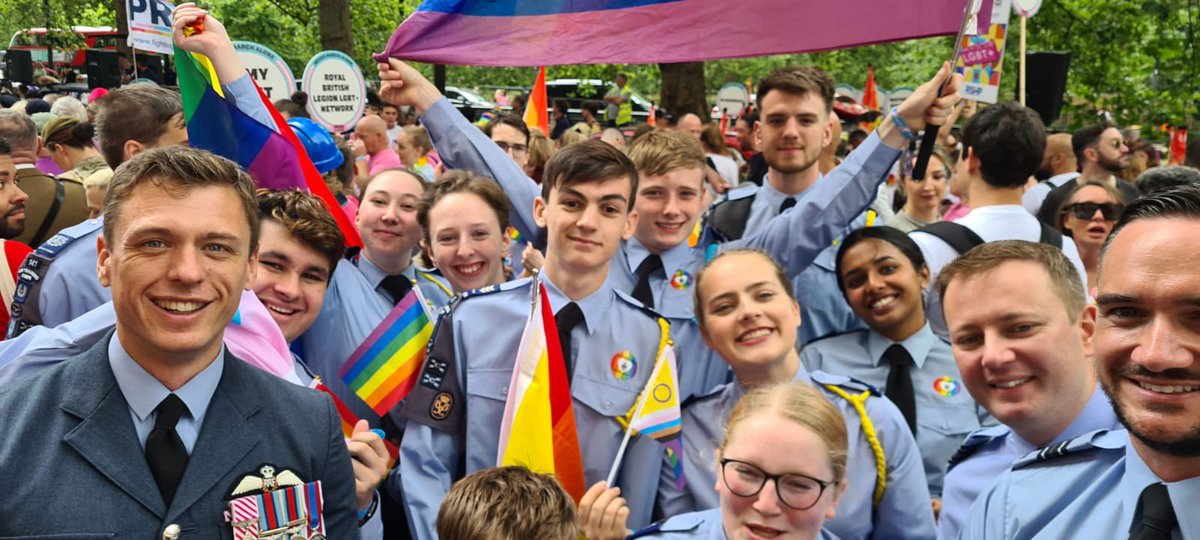 aircadets's tweet photo. We are an inclusive organisation who believes diversity gives us strength, teaches our people tolerance, respect and cooperation. It was great to see that spirit in full effect in London where a group of our cadets &amp; CFAV’s joined the #Pride event celebrating #lgbtq #loveislove https://t.co/07nU8PVPSf