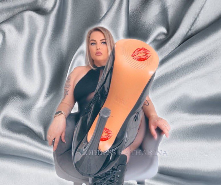 GoddessKathari's tweet photo. Kiss 💋Lick 😛 Blow 😮‍💨 and worship 💸💸💸

https://t.co/a7GTtndnvs https://t.co/kTeangXSrn