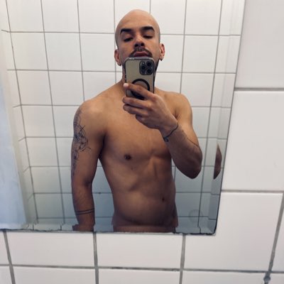 DuranWiston's tweet photo. #NuevaFotoDePerfil https://t.co/1s5kanVq94