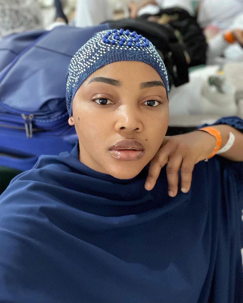 realmercyaigbe's tweet photo. Alhaja💙 https://t.co/MBetopFCuq