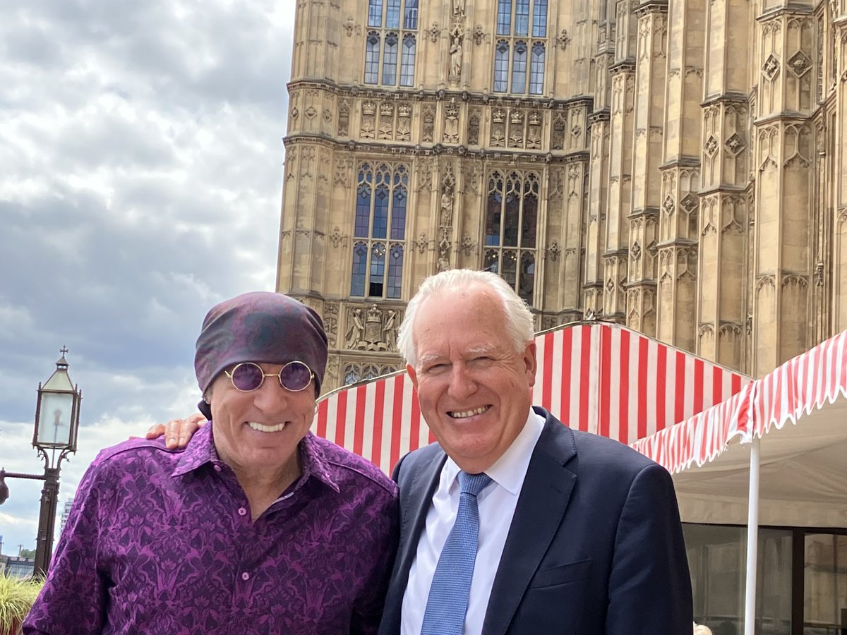 Great to meet music star ⁦<a href="/StevieVanZandt/">🇺🇸🇮🇱🇺🇦🕉Stevie Van Zandt☮️💙</a>⁩ hero of anti apartheid struggle for leading campaign not to play ⁦<a href="/SunCityResortSA/">Sun City Resort</a>⁩ joined ⁦<a href="/UKHouseofLords/">House of Lords</a>⁩ by ⁦@jonny_oates⁩ ⁦<a href="/ACTSA_UK/">Action for Southern Africa (ACTSA)</a>⁩ ⁦<a href="/aamarchives/">AAM Archives</a>⁩ ⁦<a href="/NelsonMandela/">NelsonMandela</a>⁩ ⁦<a href="/TamboFoundation/">Tambo Foundation</a>⁩