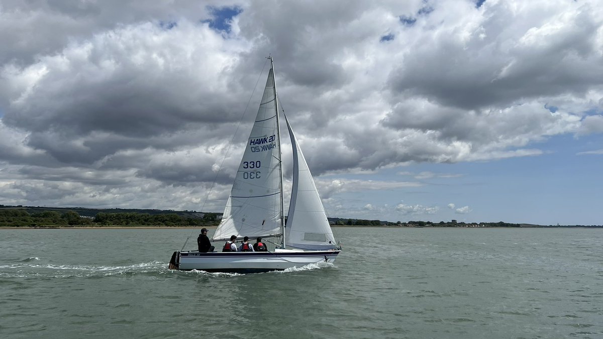RNWACPortsmouth's tweet photo. Great to see the IWOC from HMS Collingwood out on the water in the Hawk and Drascombe today. #Sailing #SeaSense https://t.co/Ve3GD0R0ge