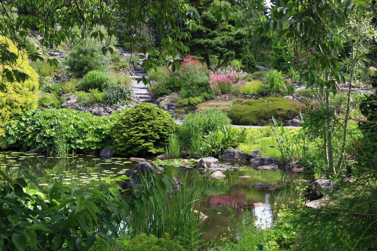 If you want to enjoy nature before or after visiting the conference September 21st &amp; 22nd, the Botanic Gardens are a highly recommended place to visit. It's a unique treasure consisting of thousands of plant species.

Don't forget a conference ticket: fronteersconf.org/tickets/