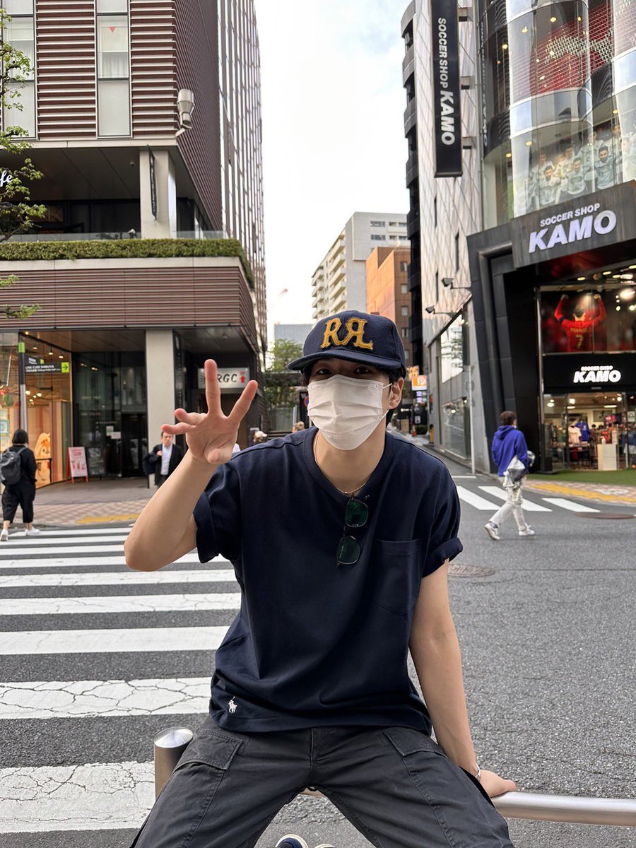 yj_aehyuk's tweet photo. it's hard not to be a delulu when your bias is literally yoon jaehyuk who loves taking boyfriend material pictures https://t.co/nJCoLaI4Jg