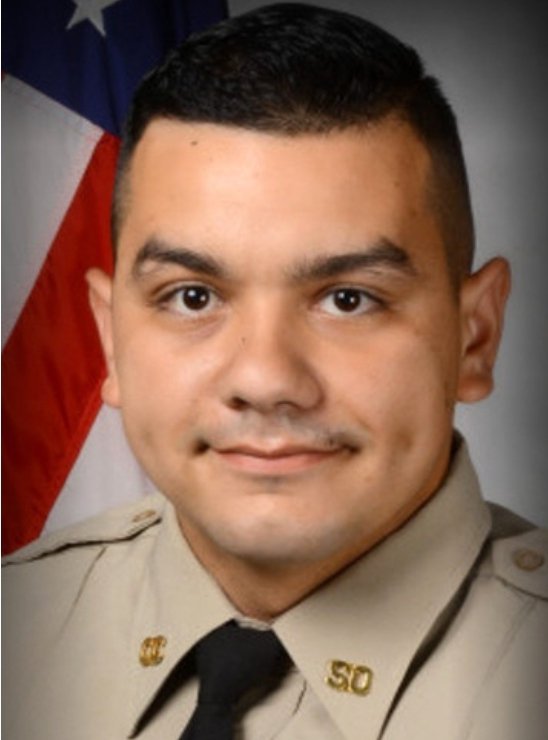 Twenty six year old deputy murdered by a career criminal. Deputy Browne your life mattered. 

odmp.org/officer/26750-…