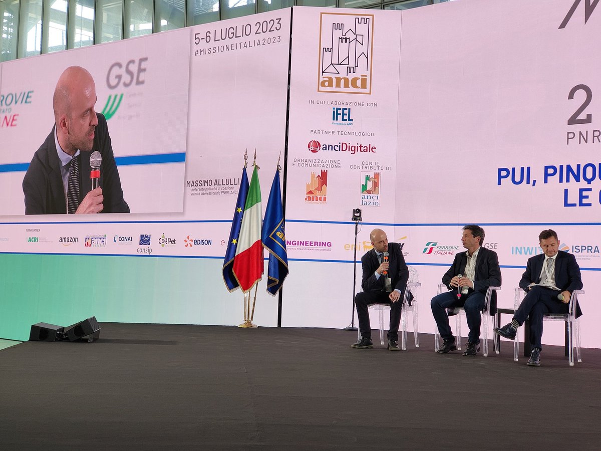 comuni_anci's tweet photo. Non dobbiamo tornare indietro ma fare in modo che anche dopo il Pnrr ci sia una politica di rigenerazione urbana con regole chiare.

@maxallulli referente Anci politiche coesione e Pnrr 
#missioneitalia2023 https://t.co/FGFl5Rh6Ey