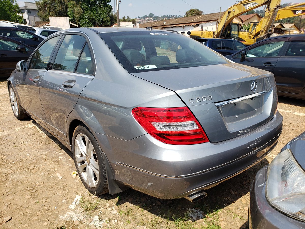 2010 Mercedes Benz C200
@Ugx75m
⛽ ~ Petrol
Engine size ~ 1790cc
+256 760237038/ WhatsApp for inquiries @promoter_Inc1 @ZEROPRICEKLA @LubuulwaSamuel5