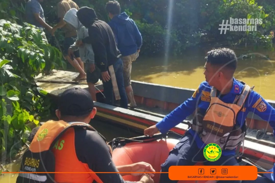 basarnaskendari's tweet image. #BRAFoto Konawe Selatan (6/7) --- Hilang setelah diterkam buaya di Sungai Roraya pria 50 Tahun di cari Tim SAR Gabungan
#basarnas #basarnaskendari #konsel #konaweselatan #sungairoraya @SAR_NASIONAL