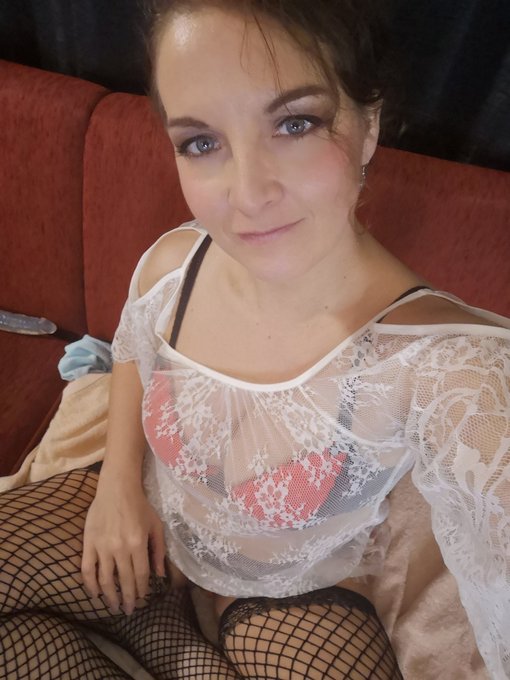 La suite HOT de cette s&eacute;rie 👉 https://t.co/skPE5TY2Uj Un show cam📷https://t.co/u9hrfZPovT https://t.