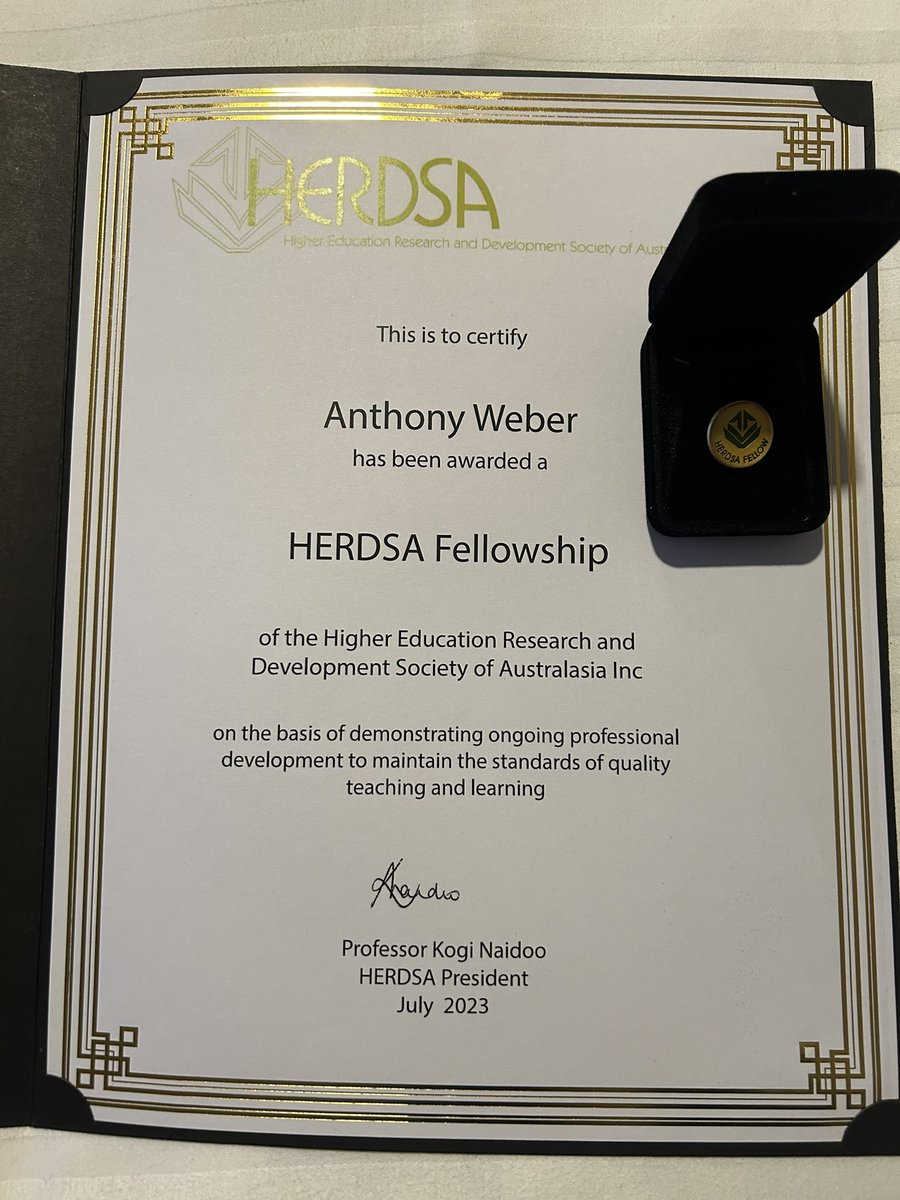 Anthony (@aweber73) on Twitter photo Received my Higher Education Research and Development Society of Australasia โ HERDSAย fellowship tonight at @herdsa_conf the first <a href="/CQU/">CQUniversity</a> fellow, thanks to <a href="/Lee_DiMilia/">Lee Di Milia</a> and <a href="/CQUniSBL/">CQUniSBL</a> for all the support Received my Higher Education Research and Development Society of Australasia โ HERDSAย fellowship tonight at @herdsa_conf the first <a href="/CQU/">CQUniversity</a> fellow, thanks to <a href="/Lee_DiMilia/">Lee Di Milia</a> and <a href="/CQUniSBL/">CQUniSBL</a> for all the support