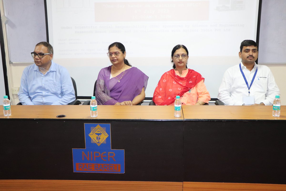 NIPERRaebareli's tweet photo. @NIPERRaebareli organized a “One-day hands-on training on HPLC” funded by SERB (under SSR) in collaboration with Agilent on 4th July 2023. Faculties and Researchers from various intuitions, Universities and colleges have participated in this training program.
#Pharmdept
#SERB https://t.co/9Nzqd80h9Y