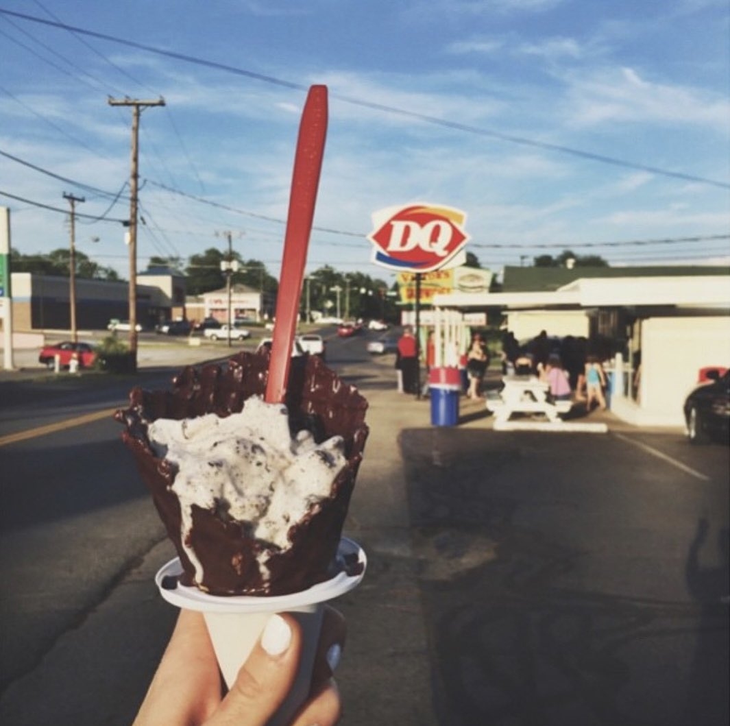 Brandon86701289's tweet image. 🙈🙈🙈🙈🙈 #foryoupage #goldenretrieverlife #cutedog  
Original: MurrayKentucky