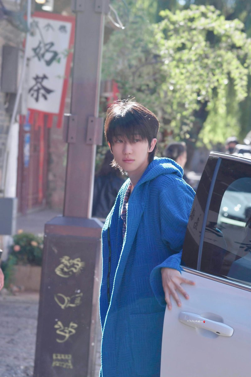 hourlyxuminghao tweet picture