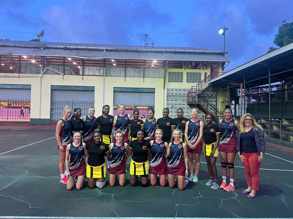 netball_ams's tweet photo. The Team also met the British High Commissioner for Antigua&amp;Barbuda Last night chatting about a mixture of island life , netball and army medical services @ArmySportsLTRY @BritishArmy @ArmyMedServices https://t.co/LMv3Y5jqgo