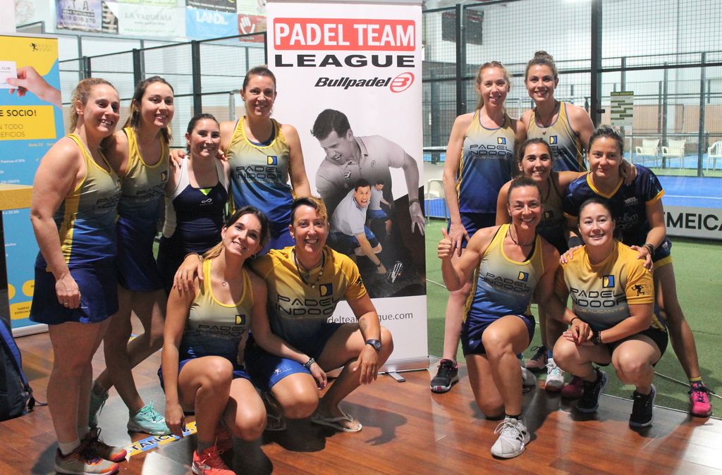 Este sábado toca jugar las finales de la liga Bull a nuestro equipo femenino., tendremos otro motivo mas , para festejar en el club.

antigua.padelclubalicante.com/index.php/equi…