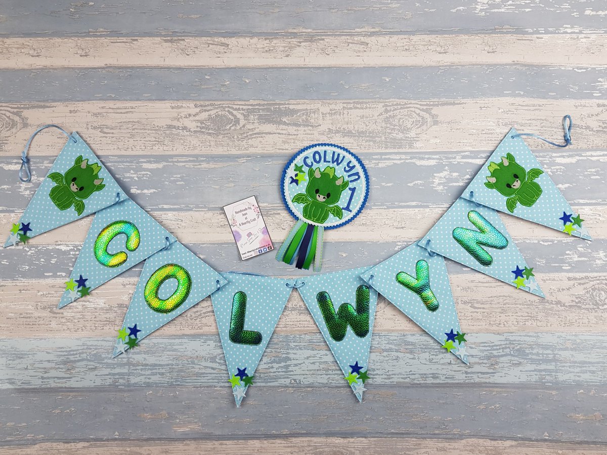 AHeartlyCraft's tweet photo. Super cute dragon bunting now added to the website
@AHeartlyCraft
custom made in the colours you need too https://t.co/n0P8Fenu6T… #MHHSBD #HandmadeGifts #Giftidea #Dragon #sbutd #CraftBizParty #Bunting #homedecoration https://t.co/JmPl7VN9Ew