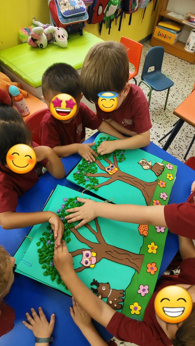 RodriguezAlbe02's tweet photo. 🎨 En el aula de 3 años, crearon un cuento con la Teacher Carla y fue simplemente mágico. ✨ 

¡Felicidades a nuestros pequeños cuentacuentos por su  creatividad y por recordarnos  la importancia de ser buenos cuidadores de nuestro hogar, la Tierra! 🌱🌎 https://t.co/Jiea8XV7SY