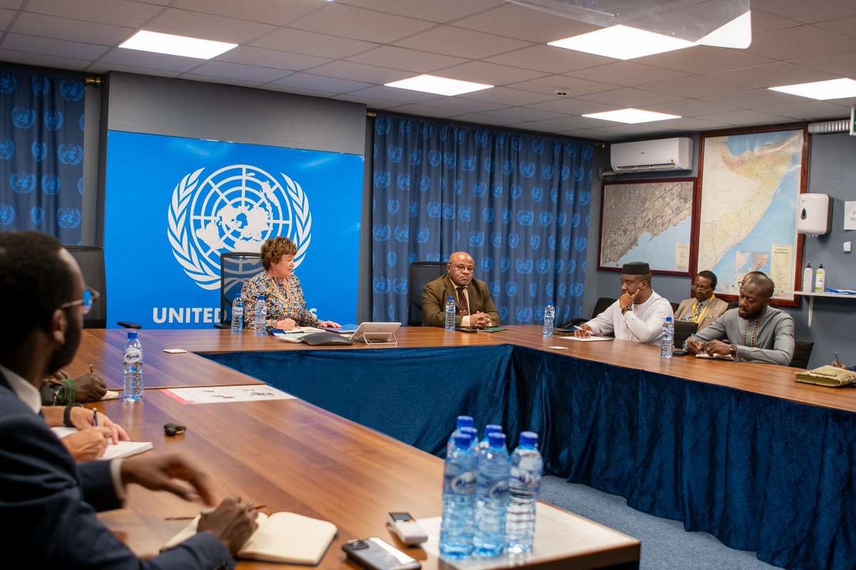 UNSomalia's tweet photo. In #Mogadishu today, @UN’s @CatrionaLaing1 met with @AUC_PAPS delegation led by @SarjohBah3, Director of Conflict Management, to discuss #Somalia's security transition, highlighting the shared commitment of the @_AfricanUnion and #UN in supporting this process. https://t.co/zYg3FZYaUp