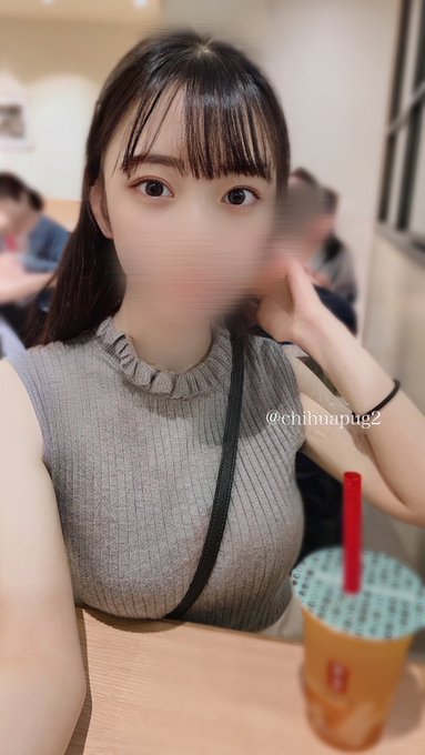 ちなみにお昼のお写真は、 後輩くんとランチしてた時に撮られてました。 https://t.co/cVjdo04prE