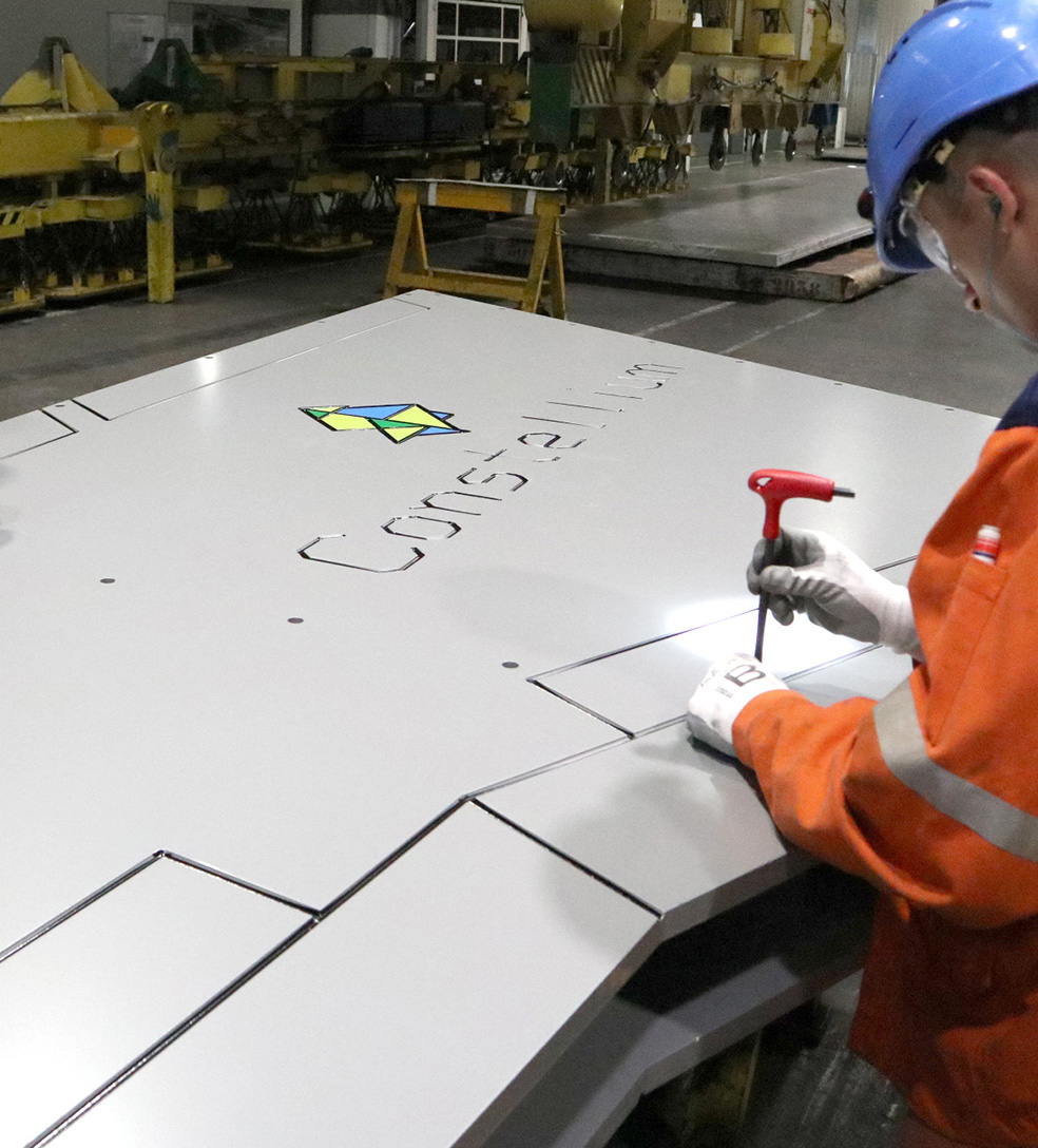 Constellium's tweet photo. Constellium’s Issoire plant is taking part in the #TourDeFrance when it passes by on July 11! A 7 x 5-meter airplane wing symbolizing employees' expertise and pride in transforming #aluminium for the #aerospace industry will welcome riders to town.

#IdeasMaterialized #TDF2023 https://t.co/9oOcABd2FD