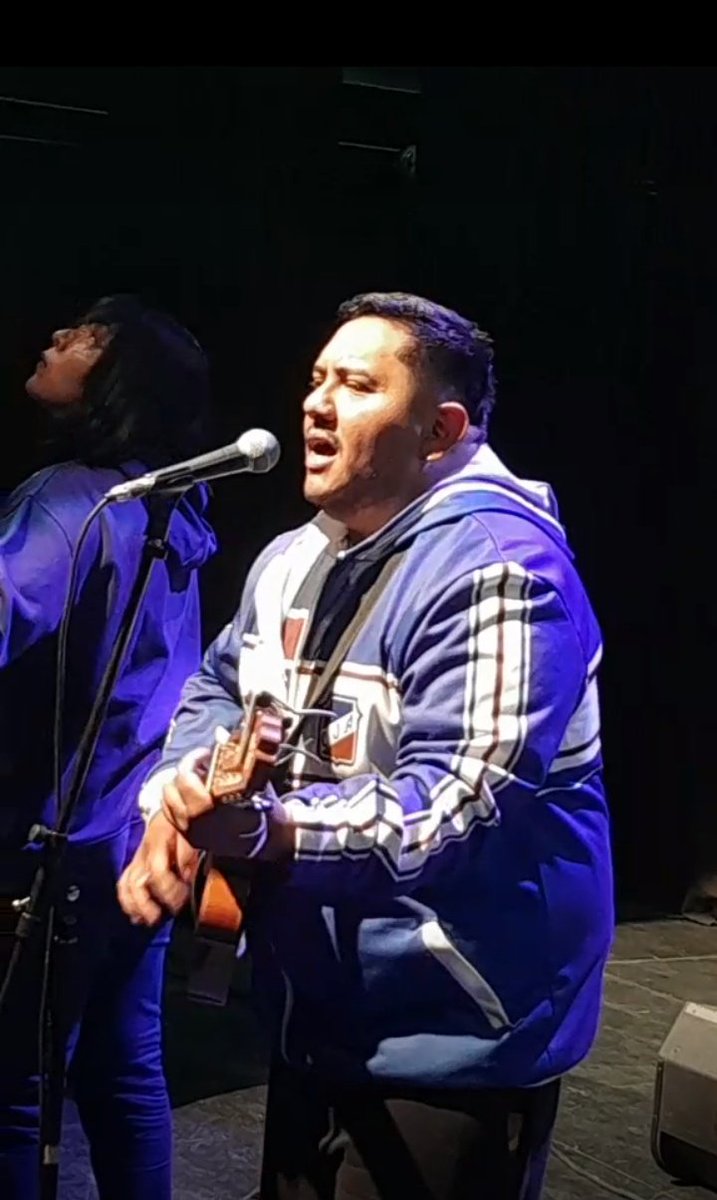 Momento único prueba de sonido con los colores del más grande !! 
#Usina cultural
#Conjuro Salta
#Cja