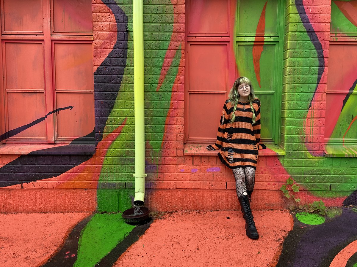 "Mikä ihme on minun päämääräni, minun tarkoitukseni? Mistä löydän paikkani tässä maailmassa? Nämä ovat kysymyksiä, joita jokainen itseltään kysyy jossain vaiheessa elämäänsä."
Lue Iran kokemuksesta NUOTTI-valmennuksesta! hoivatie.fi/fi/tarinoita_h… #hoivatie #lähelläihmistä