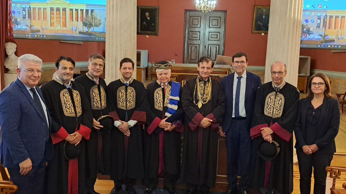 Congrats to Dr. Thomas P. Sculco, Surgeon-in-Chief Emeritus and Director of the #SNFCJRC, who received an honorary degree from the National and Kapodistrian University of Athens, School of Health Sciences in Greece on June 20th
<a href="/SNForg/">Stavros Niarchos Foundation (SNF)</a> <a href="/HSpecialSurgery/">Hospital for Special Surgery (HSS)</a> <a href="/HSSProfEd/">HSS Education Institute</a> <a href="/uoaofficial/">University of Athens</a>