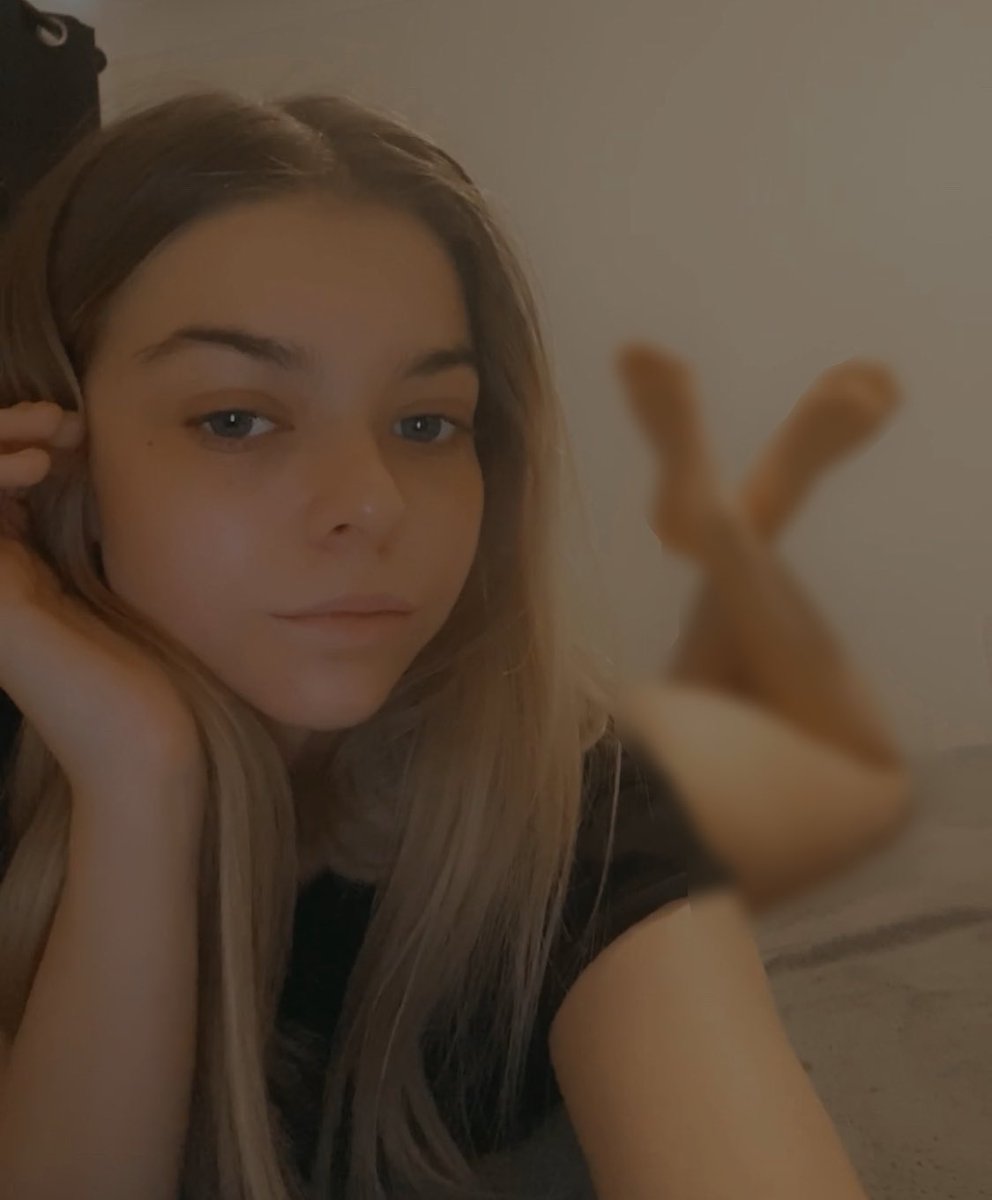 AimsAngelic's tweet photo. A perfect face is always paired with perfect feet, Beta safe of course because you’re not deserving unless proven otherwise😉

Findom femdom paypig cashcow humanatm walletdrain sissy sub cuck whalesub assworship footworship https://t.co/LtJx8BUUkg